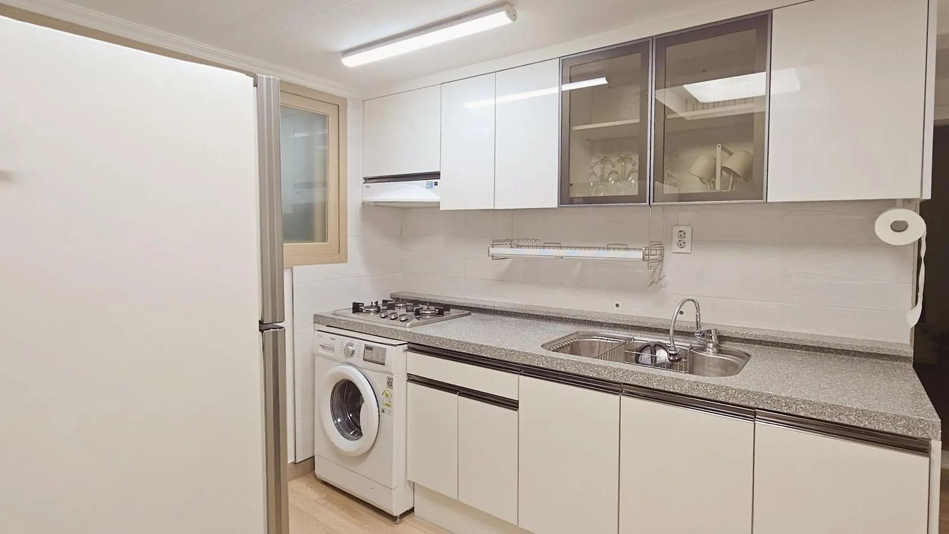 Hongdae Station 5Min Full Option Lejlighed Seoul